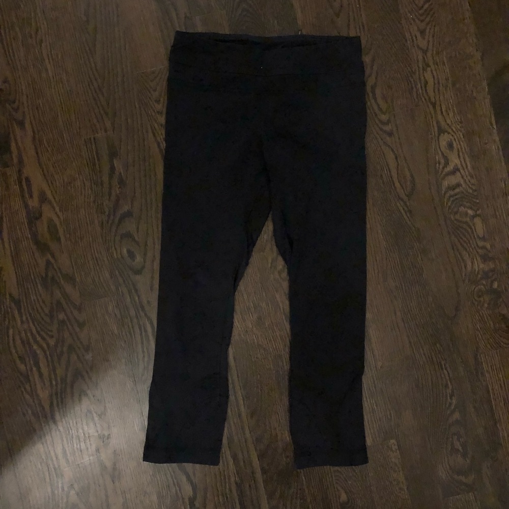 Lululemon Run Inspire Crop Sz 4 all black